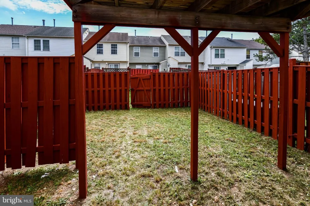 5950 S HIL MAR CIRCLE District Heights, MD 20747