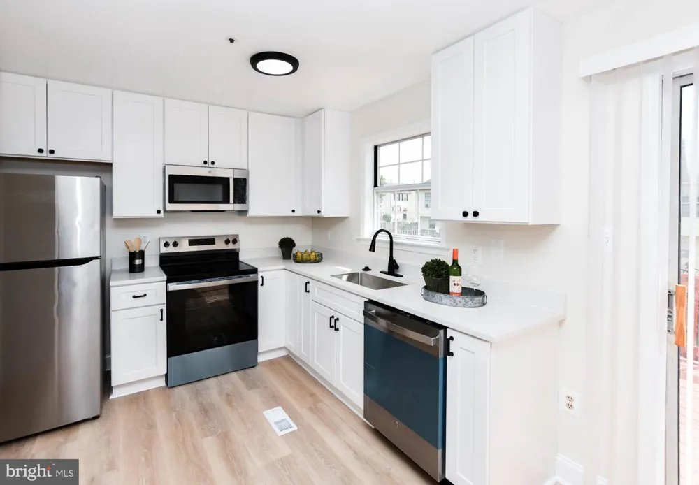 5950 S HIL MAR CIRCLE District Heights, MD 20747