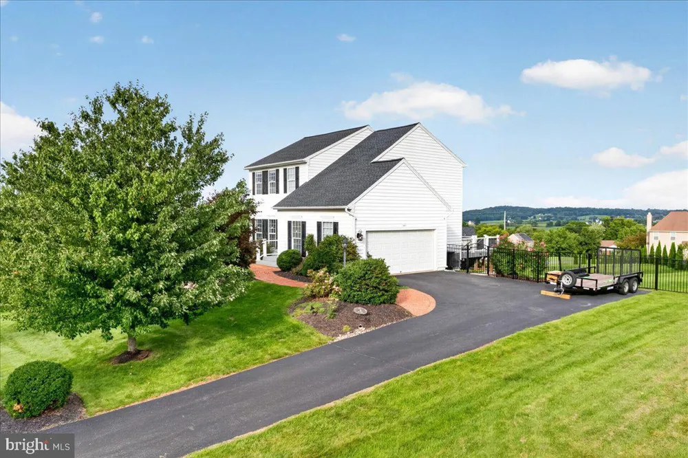 14 JOY CIRCLE Barto, PA 19504