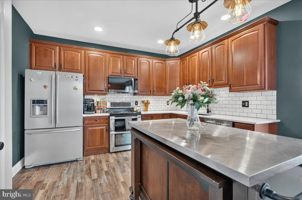 14 JOY CIRCLE Barto, PA 19504