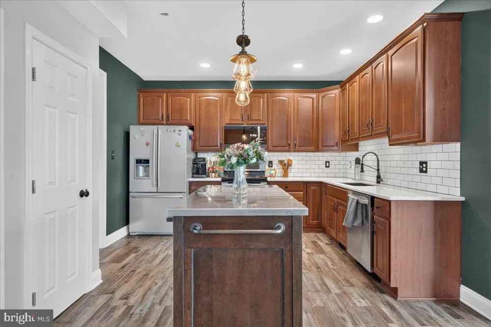 14 JOY CIRCLE Barto, PA 19504