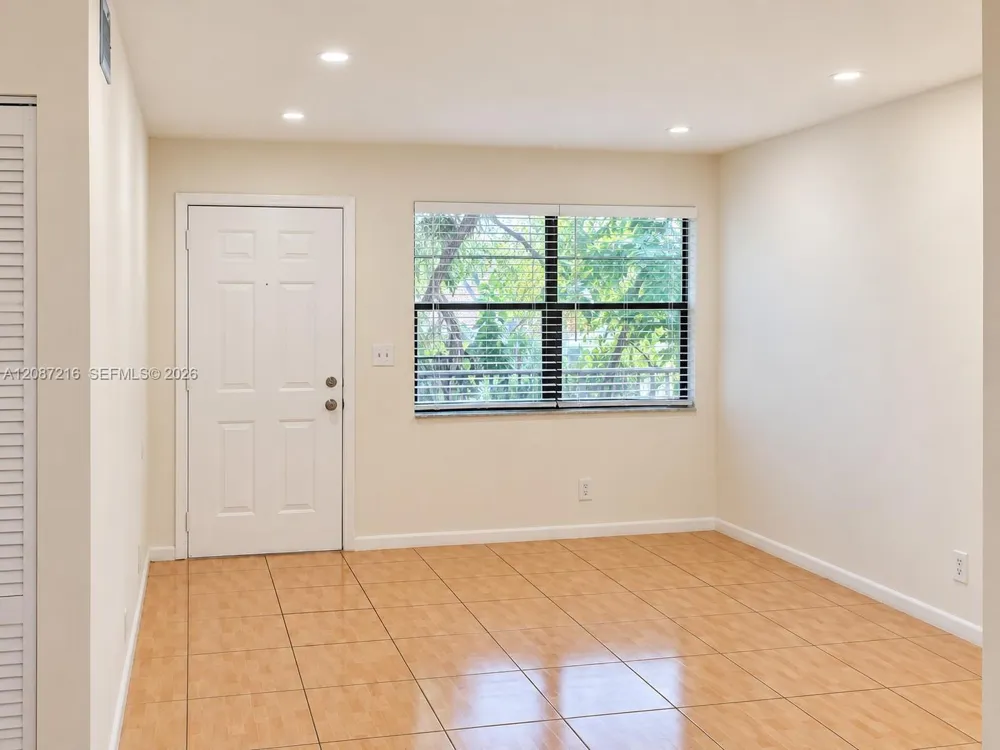 3243 NW 102nd Ter #3243 Coral Springs, FL 33065