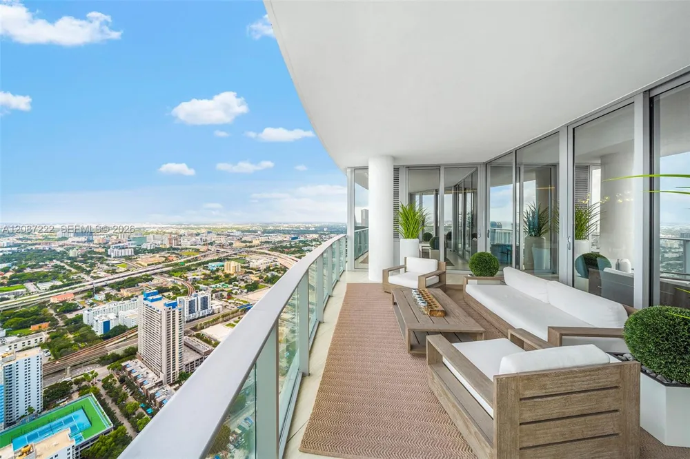 851 NE 1st Ave #5312 Miami, FL 33132