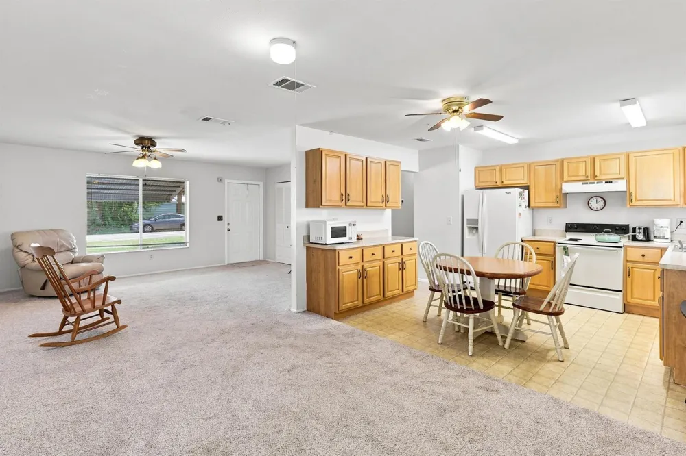 2150 SE SHIPPING ROAD Port St. Lucie, FL 34952