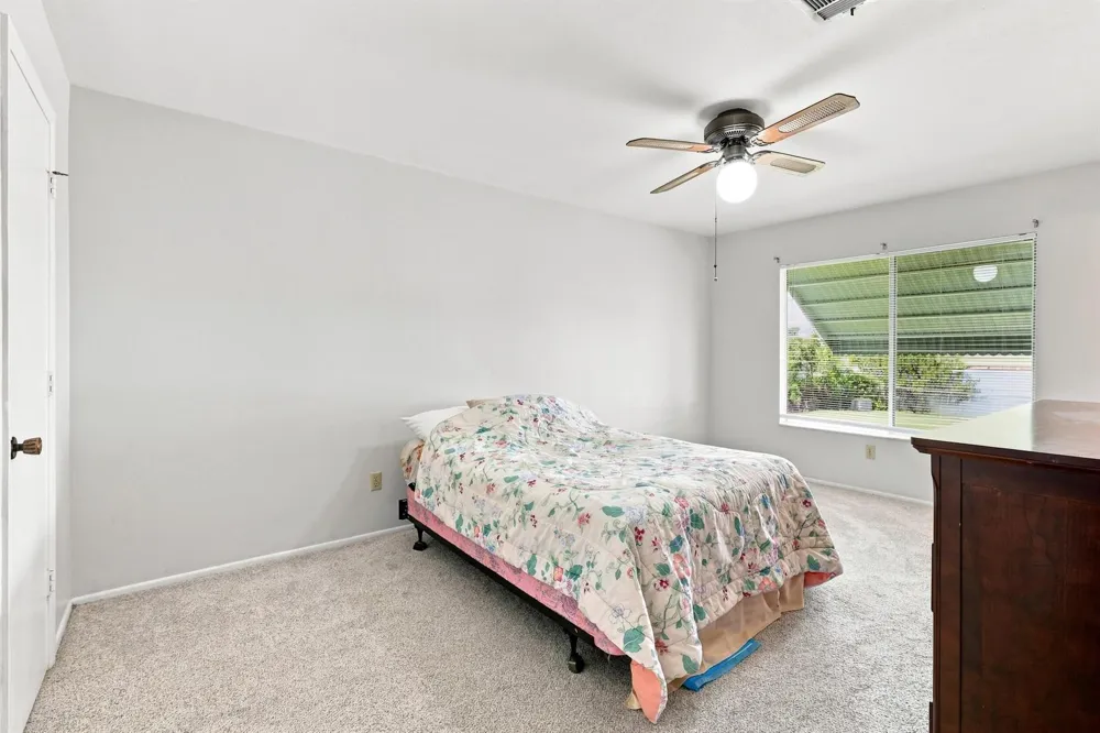 2150 SE SHIPPING ROAD Port St. Lucie, FL 34952