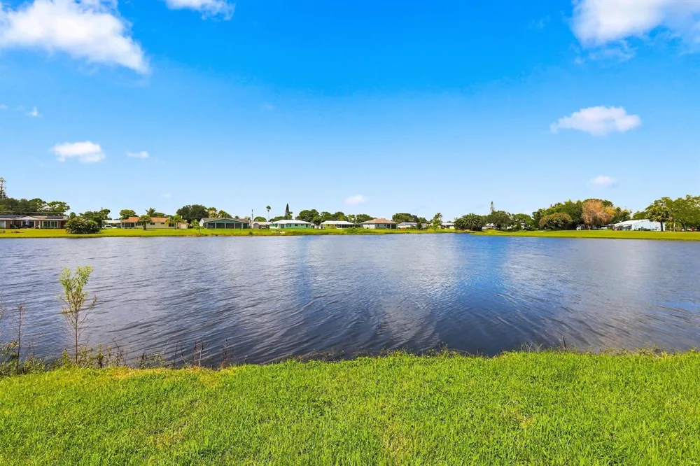 2150 SE SHIPPING ROAD Port St. Lucie, FL 34952