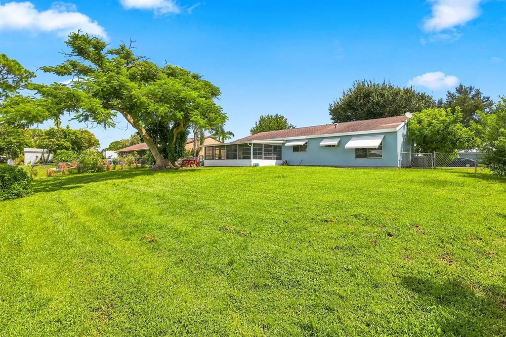 2150 SE SHIPPING ROAD Port St. Lucie, FL 34952