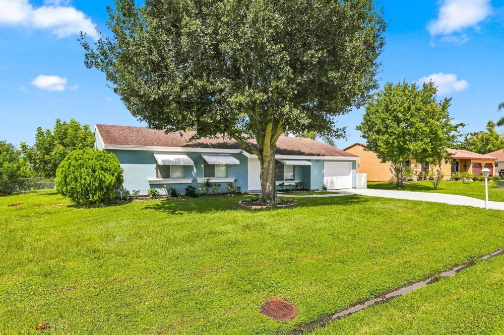 2150 SE SHIPPING ROAD Port St. Lucie, FL 34952