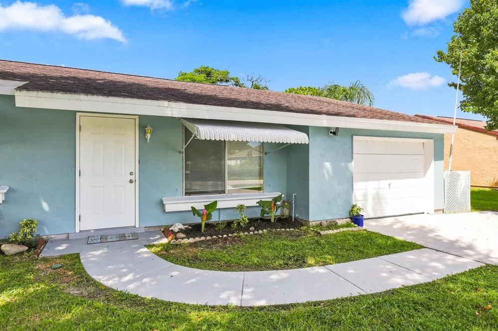 2150 SE SHIPPING ROAD Port St. Lucie, FL 34952