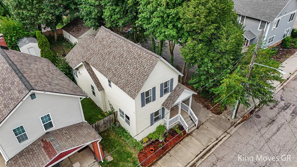 621 Davis Avenue NW Grand Rapids City, MI 49504