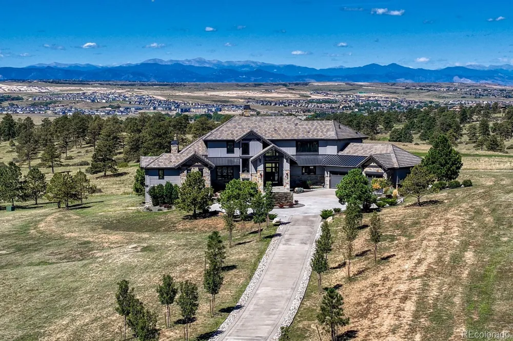 8475 Lost Reserve Court Parker, CO 80134
