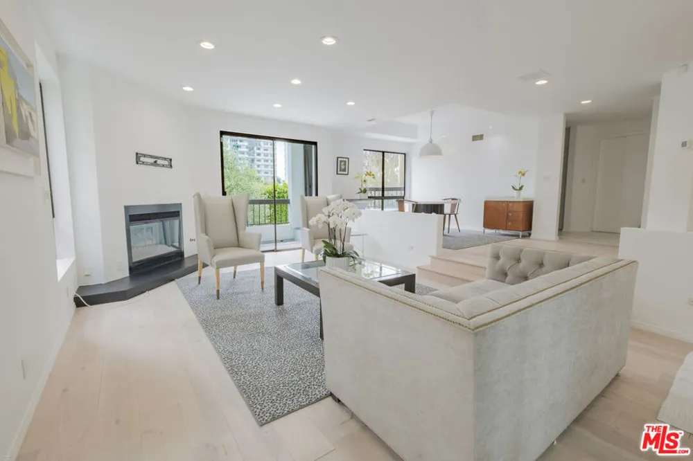 9033 Vista Grande Street #3 West Hollywood, CA 90069