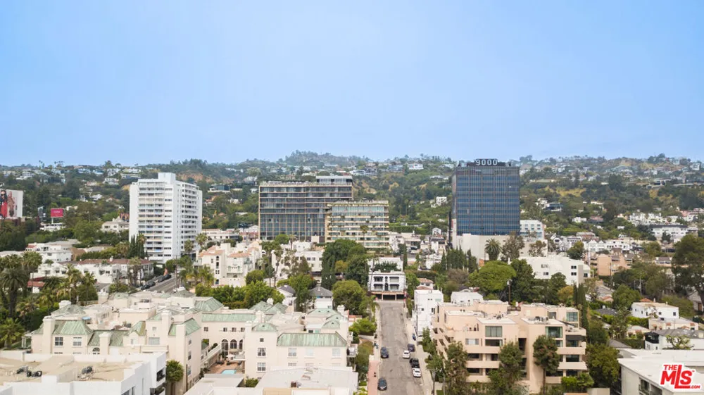 9033 Vista Grande Street #3 West Hollywood, CA 90069