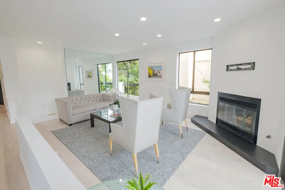9033 Vista Grande Street #3 West Hollywood, CA 90069