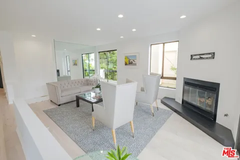 9033 Vista Grande Street #3