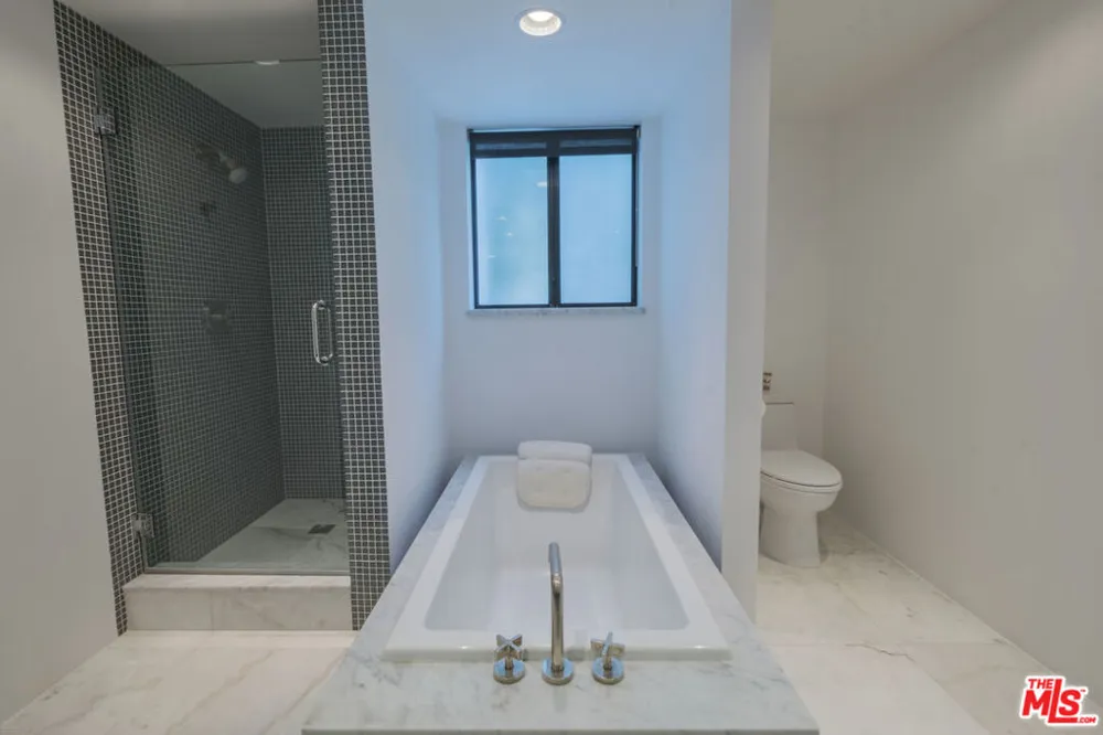 9033 Vista Grande Street #3 West Hollywood, CA 90069