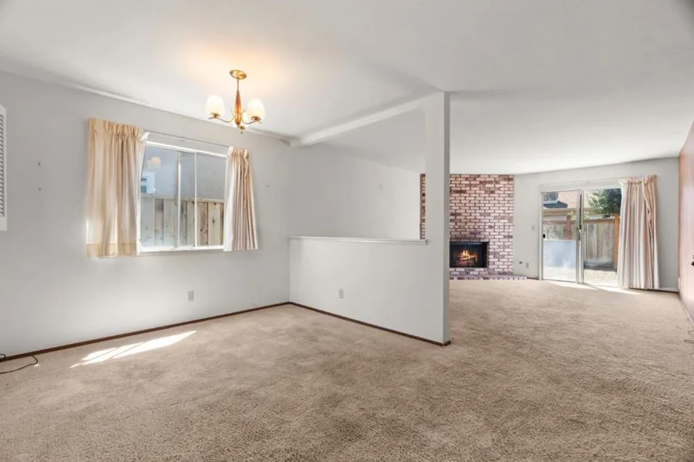 475 Vivienne Drive Watsonville, CA 95076
