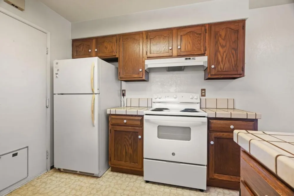475 Vivienne Drive Watsonville, CA 95076