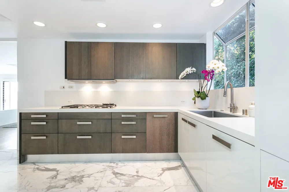 9033 Vista Grande Street #2 West Hollywood, CA 90069