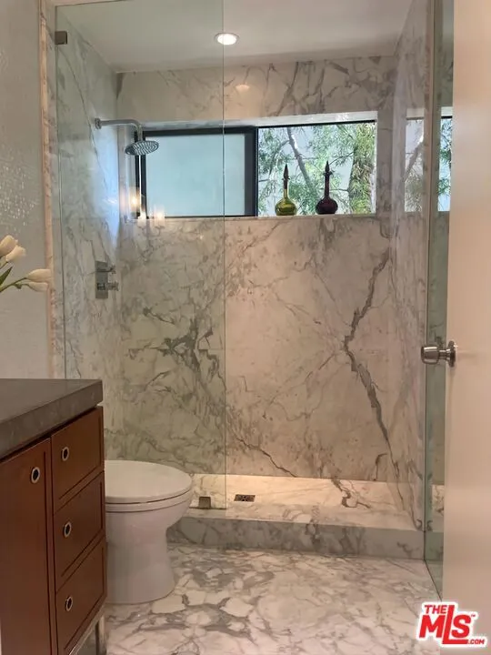9033 Vista Grande Street #2 West Hollywood, CA 90069