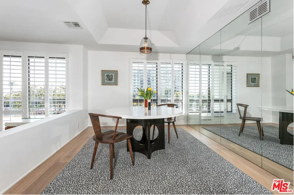 9033 Vista Grande Street #2 West Hollywood, CA 90069