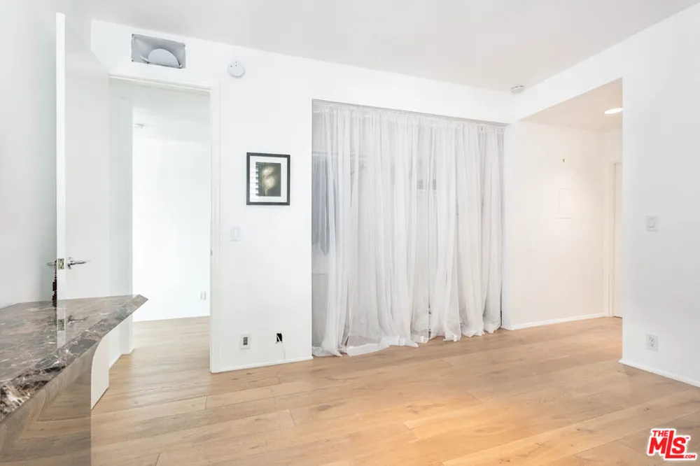 9033 Vista Grande Street #2 West Hollywood, CA 90069