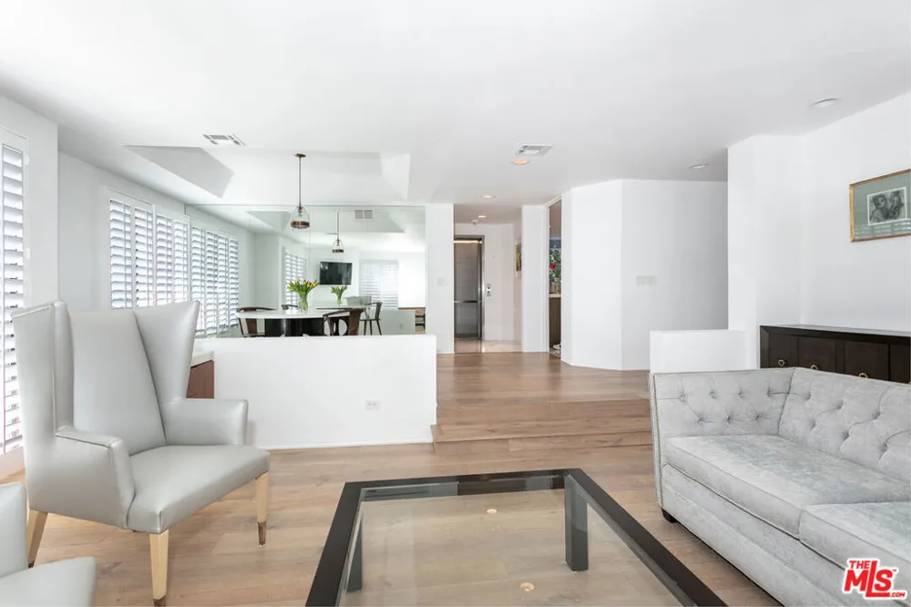 9033 Vista Grande Street #2 West Hollywood, CA 90069