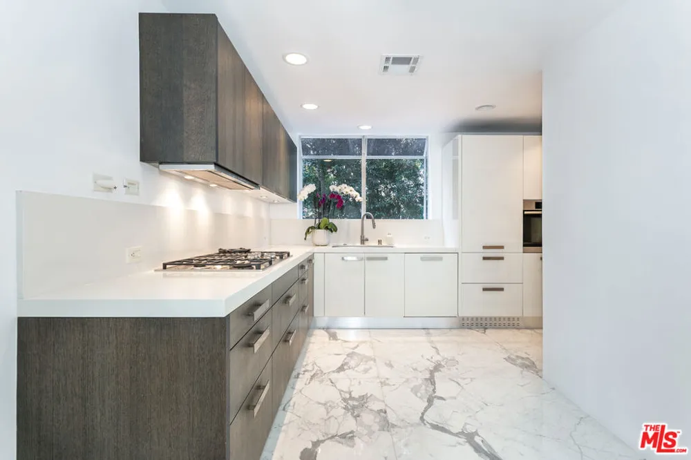 9033 Vista Grande Street #2 West Hollywood, CA 90069