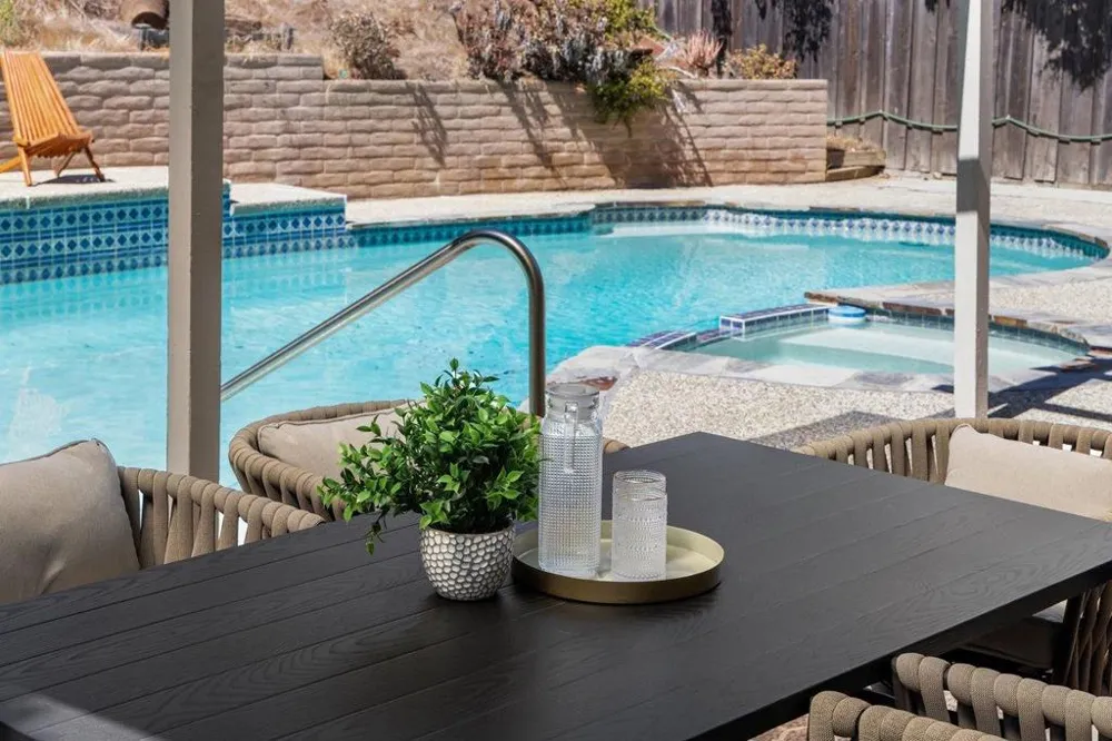 1478 Cherrywood Drive San Mateo, CA 94403