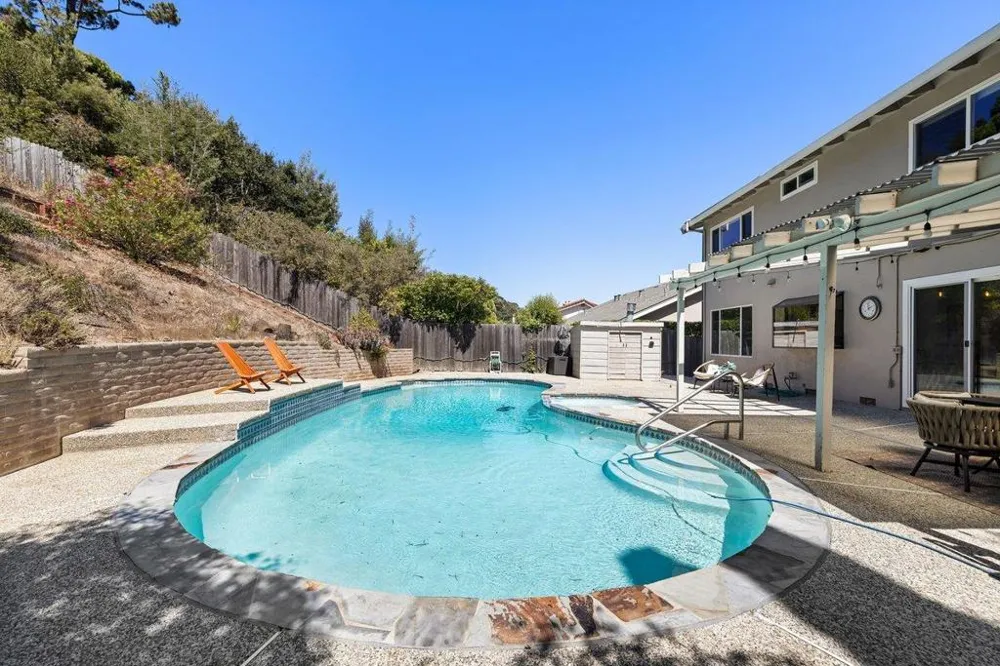 1478 Cherrywood Drive San Mateo, CA 94403