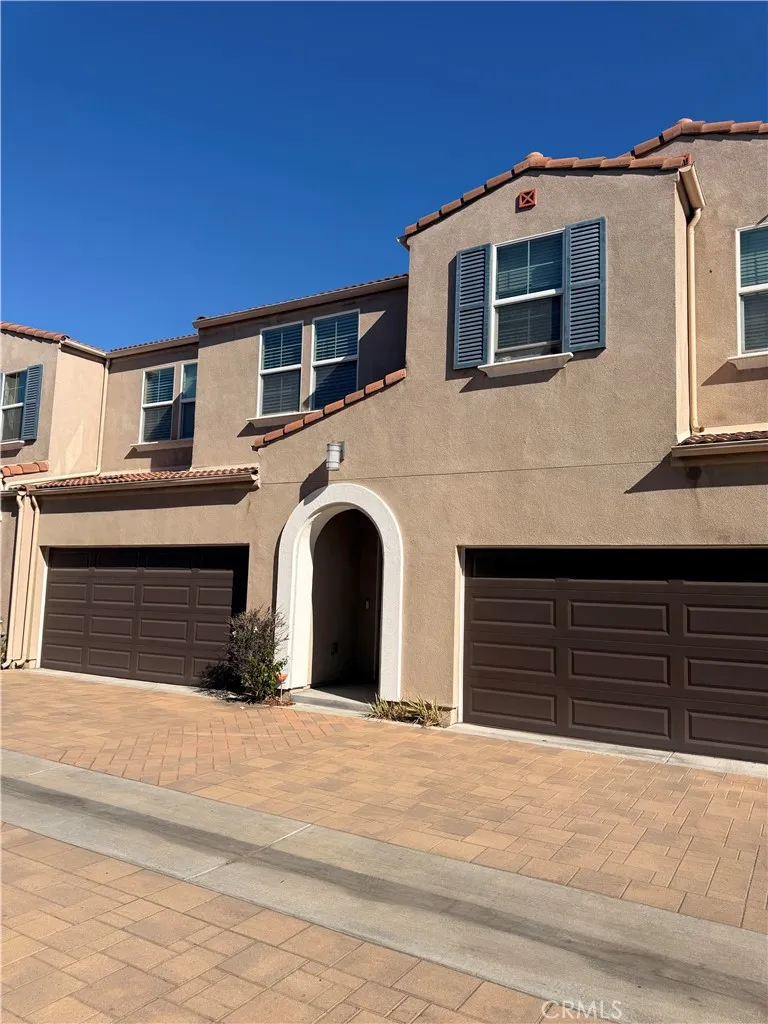 287 E Arrow #22 Glendora, CA 91740
