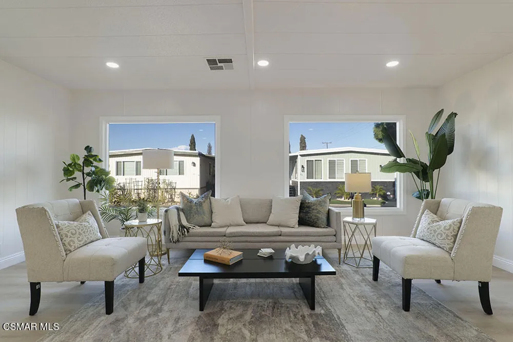 40 Heather Way Ventura, CA 93004