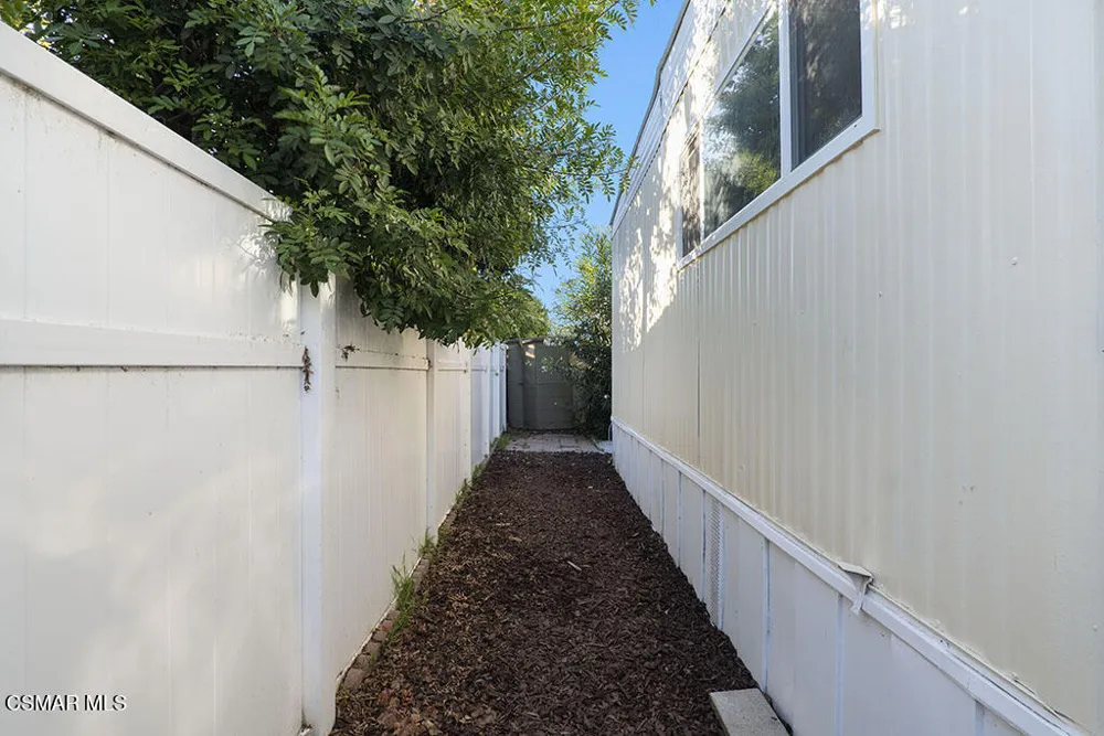 40 Heather Way Ventura, CA 93004