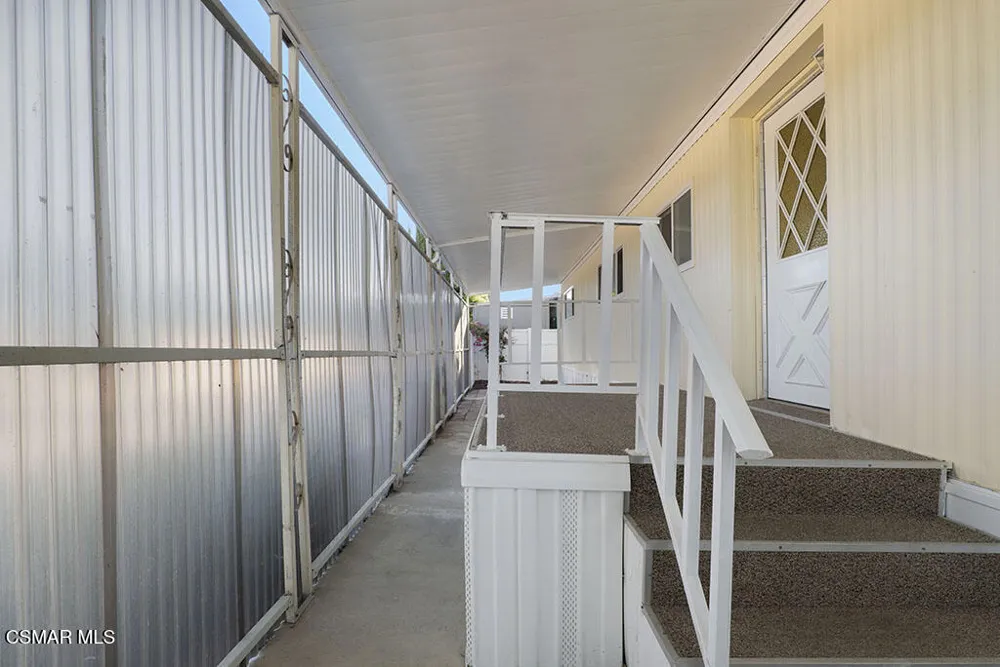 40 Heather Way Ventura, CA 93004