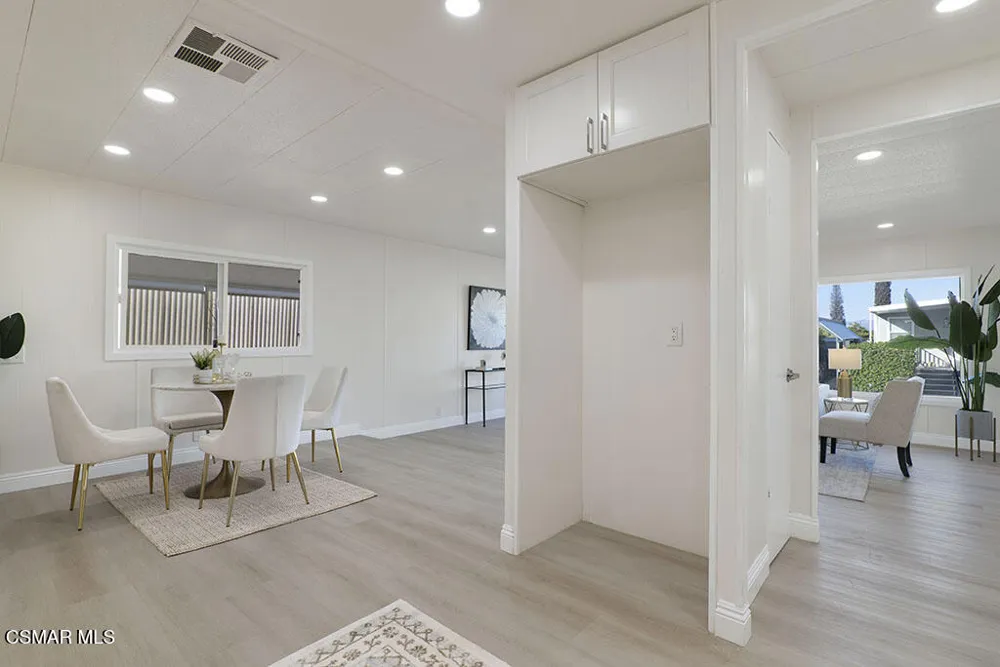 40 Heather Way Ventura, CA 93004