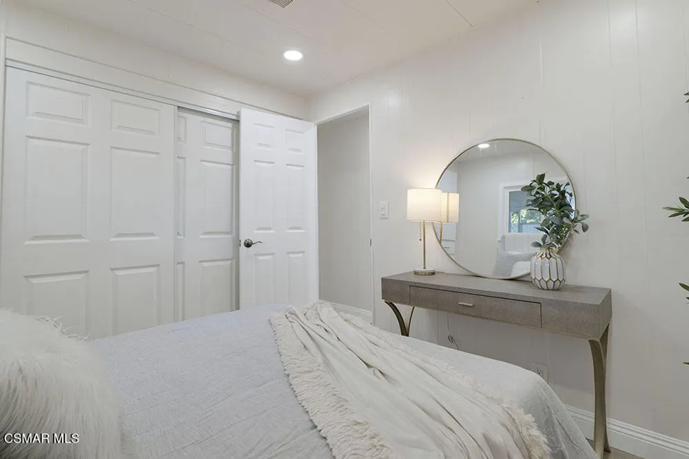 40 Heather Way Ventura, CA 93004