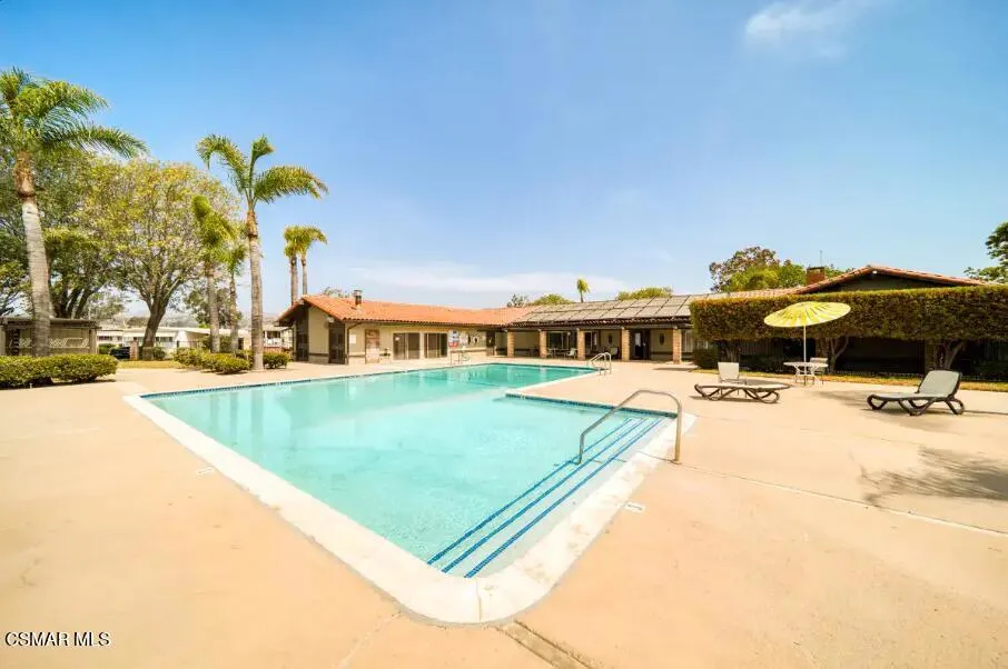 40 Heather Way Ventura, CA 93004