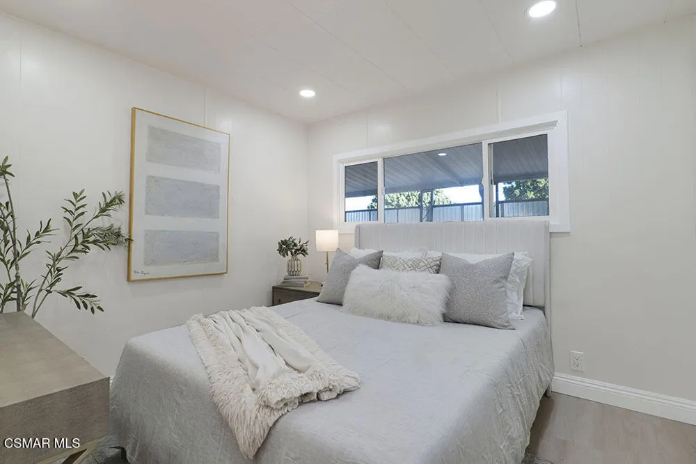 40 Heather Way Ventura, CA 93004