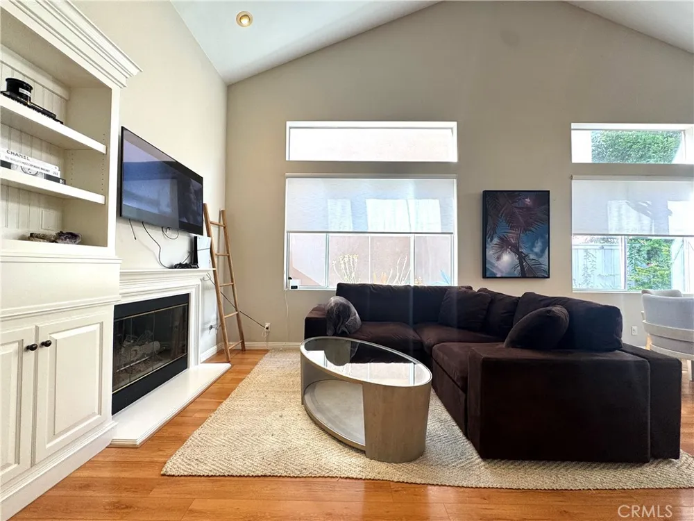 2940 Hogan Place Tustin, CA 92782
