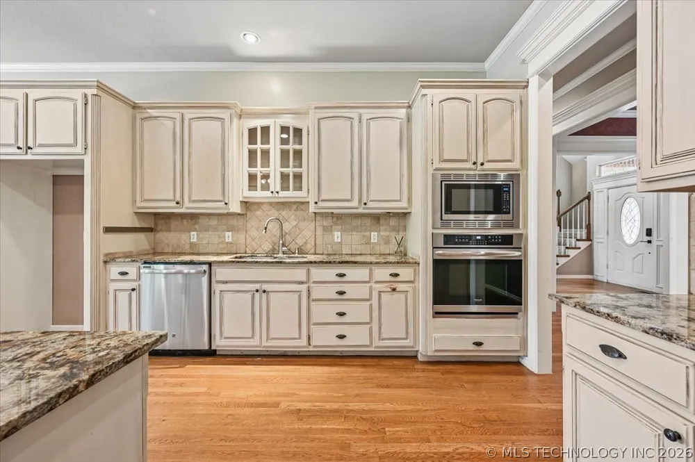 6219 E 89TH STREET Tulsa, OK 74137