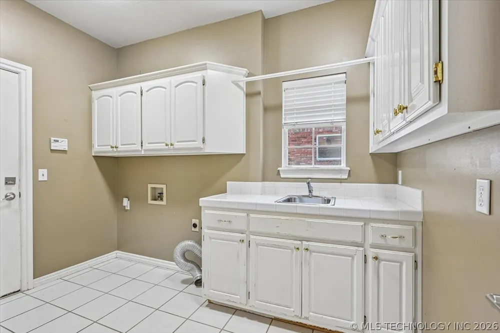 6219 E 89TH STREET Tulsa, OK 74137