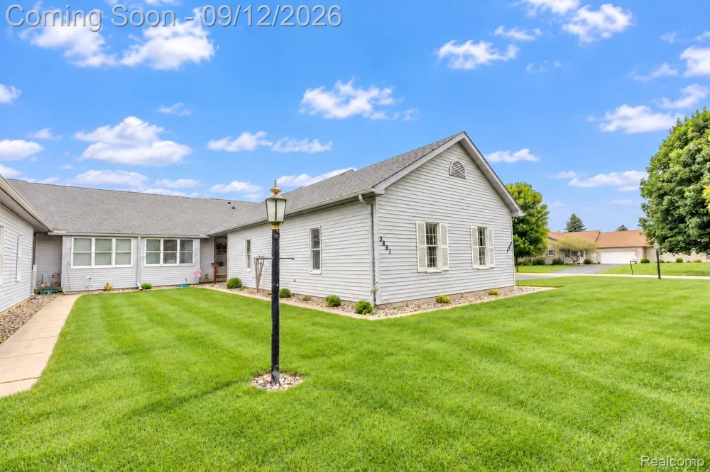 2887 Twelve Oaks Drive Eaton Township, MI 48813