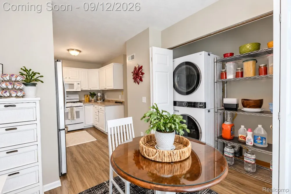 2887 Twelve Oaks Drive Eaton Township, MI 48813
