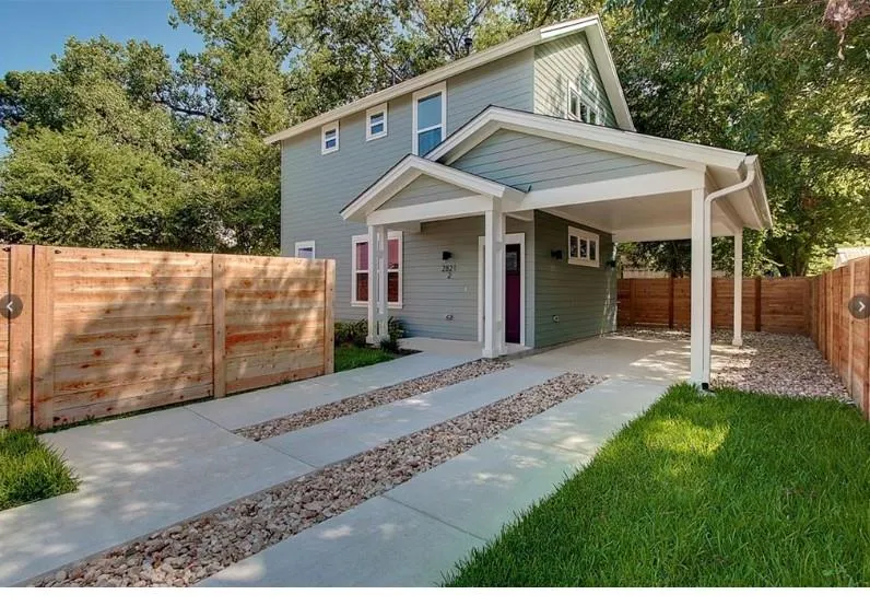 2821 Castro Street #2 Austin, TX 78702