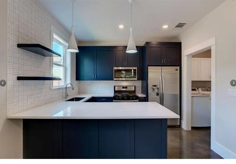 2821 Castro Street #2 Austin, TX 78702