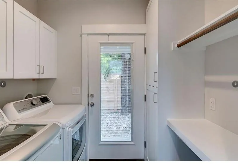 2821 Castro Street #2 Austin, TX 78702