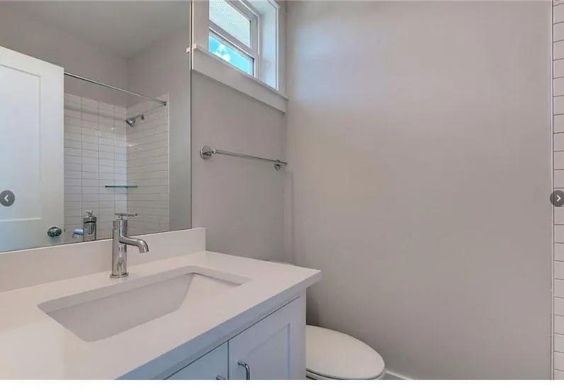 2821 Castro Street #2 Austin, TX 78702