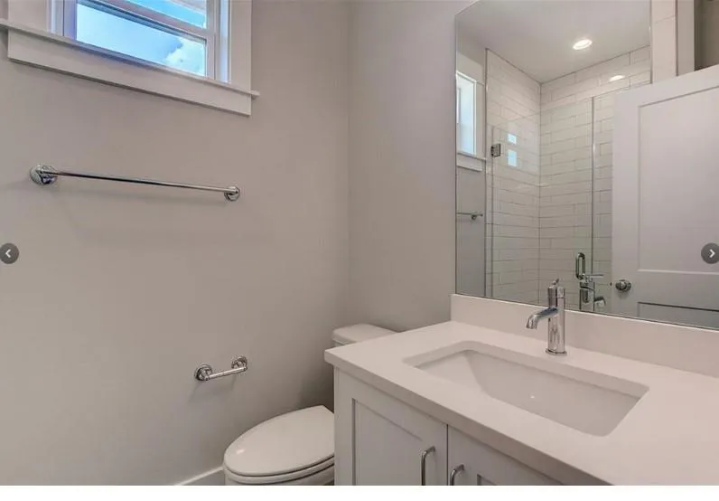 2821 Castro Street #2 Austin, TX 78702