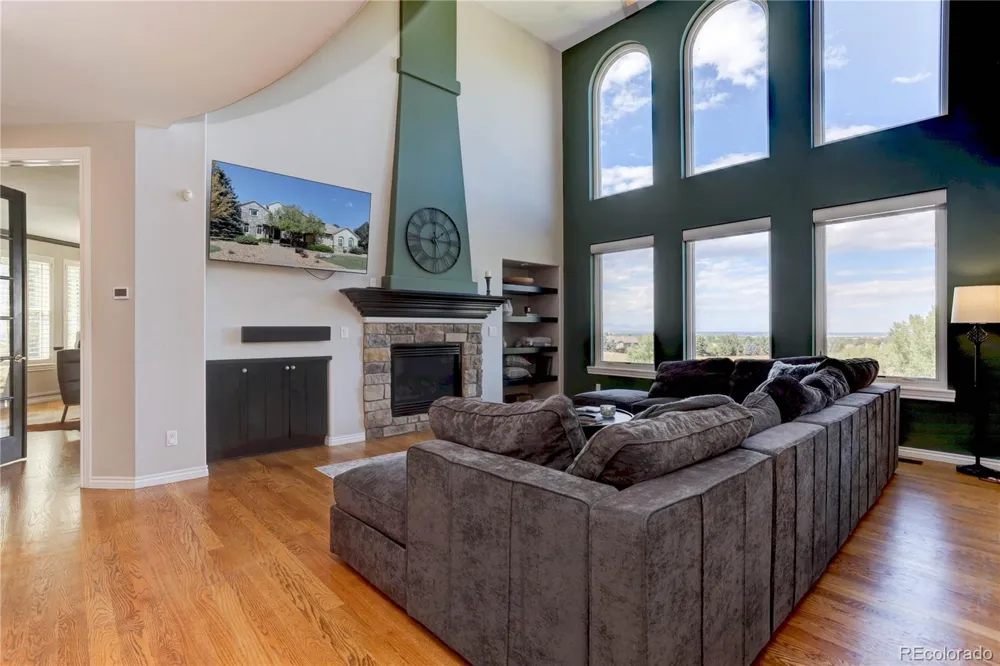 951 Courtland Place Highlands Ranch, CO 80126