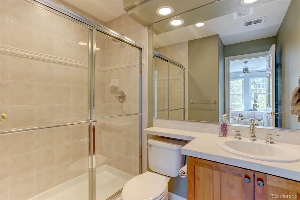 951 Courtland Place Highlands Ranch, CO 80126